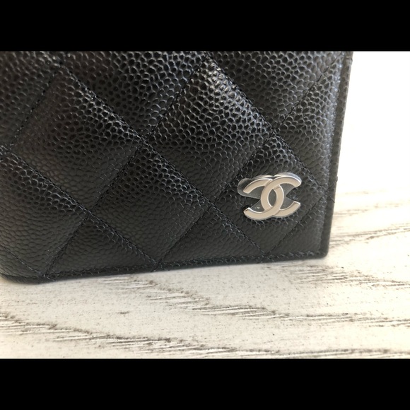 Bnib Chanel passport card wallet black caviar shw - Picture 3 of 8